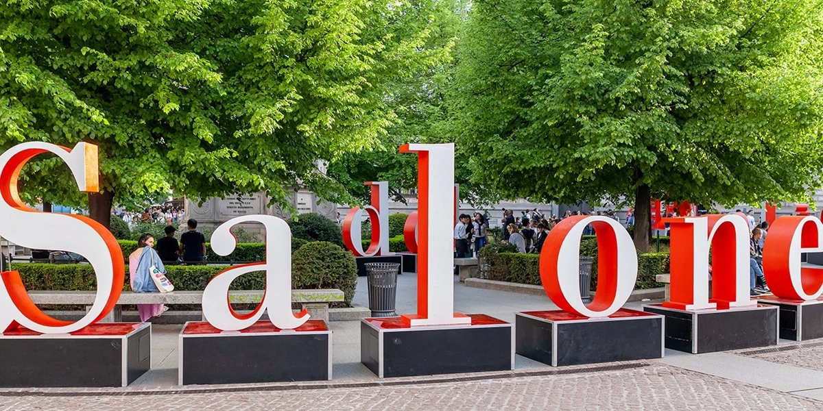 Innowacje w architekturze zewnętrznej analiza trendów luksusowego outdooru przez ekspertów Ceramika Sosnowski w Mediolanie..webp